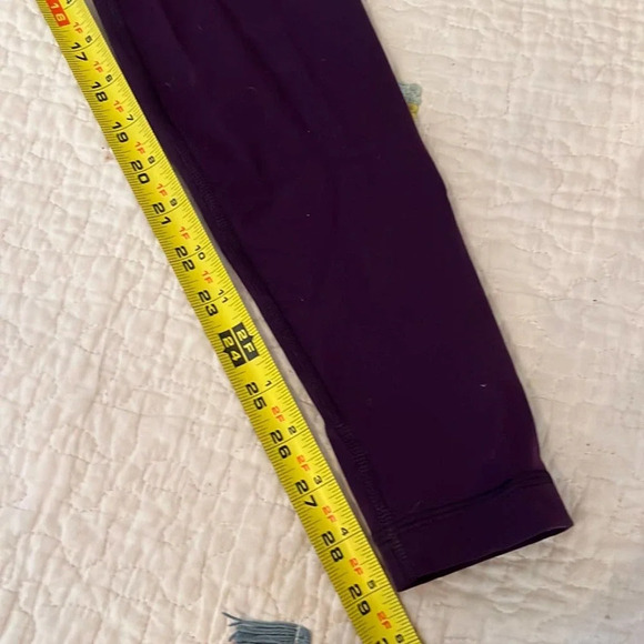Lululemon purple leggings 4 - Picture 8 of 9